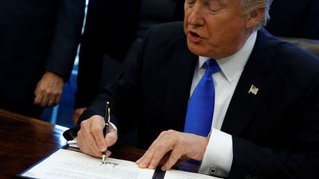 'Soy el presidente y me gusta dibujar': redes sociales explotan con memes 'artísticos' de Trump