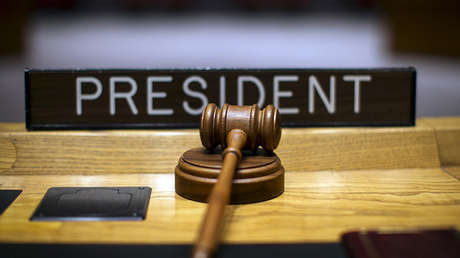 Dos semanas después de la investidura, Trump figura en 52 demandas en 17 estados