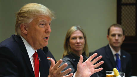 Trump revela las consecuencias de la cancelación de su decreto migratorio