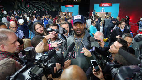 Martellus Bennett, jugador de fútbol americano: "¡Derriben el muro! ¡Te amo, México!"