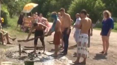 Un juego entre amigos acaba muy mal