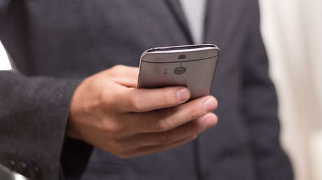 La marca izzi planta cara al muro y permitirá a sus clientes en México llamar gratis desde EE.UU.