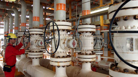 Descubren enormes depósitos de petróleo y gas en Irán