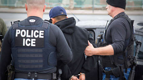 'Al caído, caerle': Alerta en EE.UU. por falsos agentes de inmigración que estafan a indocumentados