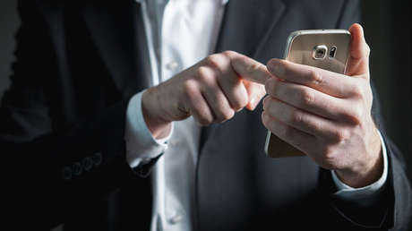 Insulta a la Guardia Civil de España en Twitter y recibe una elegante y humillante respuesta