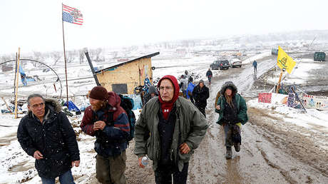 La Policía dispersa y detiene activistas contrarios al oleoducto Dakota Access
