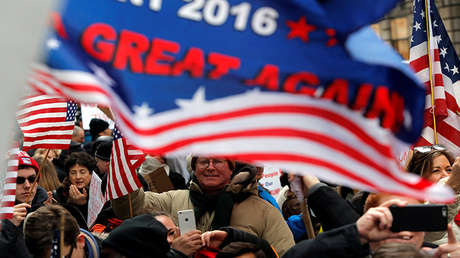 Trump convoca a sus votantes a "la más grande de todas las marchas"