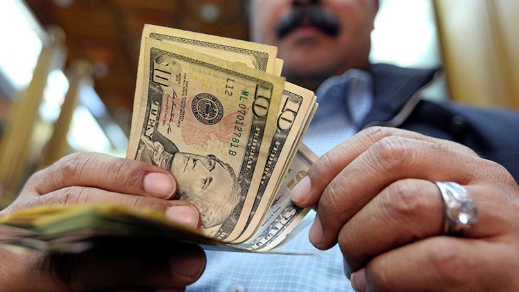 Ingreso básico universal de 22 dólares: ¿La solución que permitirá no trabajar en el futuro?  