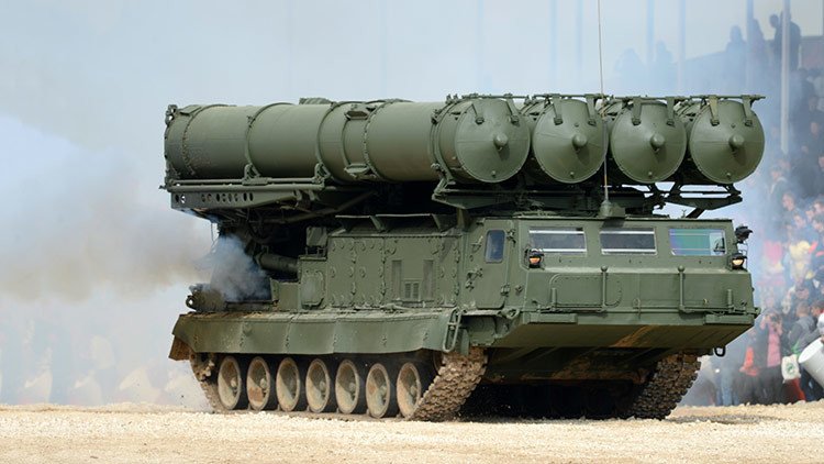 VIDEO: Irán prueba con éxito el sistema de misiles ruso S-300