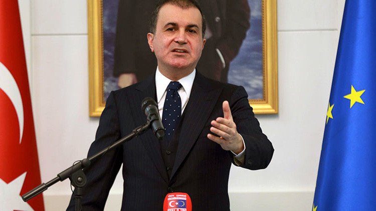 Turquía planea "reevaluar" el acuerdo sobre los refugiados con la Unión Europea 