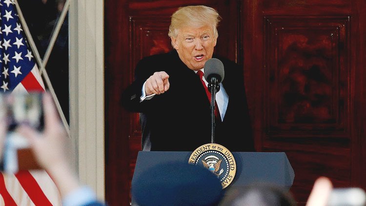 Trump dice que Corea del Norte "está comportándose muy mal" y que China "ayuda poco"