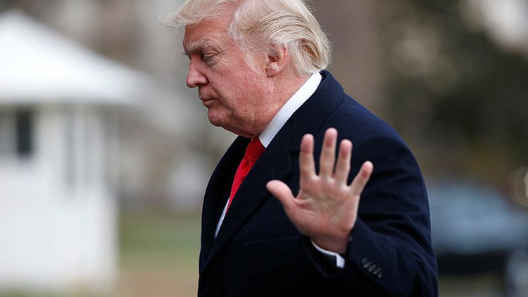 "La primera vez en 70 años": La popularidad del presidente de EE.UU. cae hasta su nivel más bajo