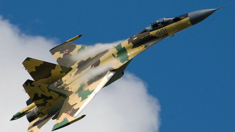 La entrega de cazas Su-35 y sistemas antiaéreos S-400 rusos a China preocupa a EE.UU.