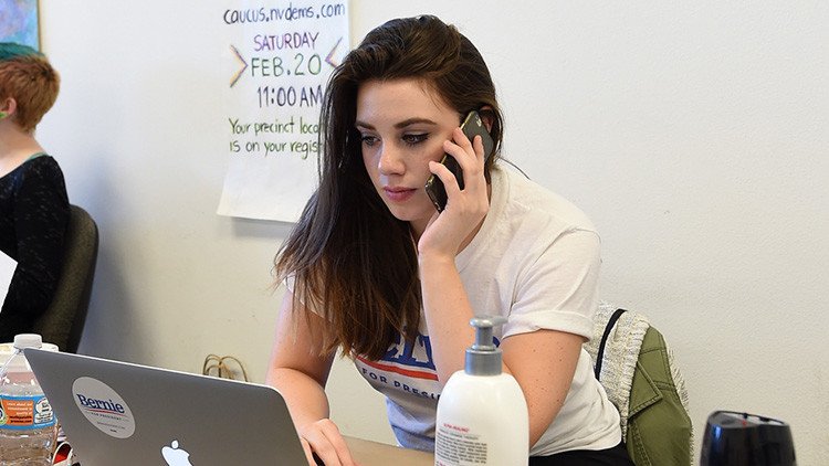 "No pueden aguantar la verdad": Indocumentada que pagó impuestos en EE.UU. devuelve el golpe 