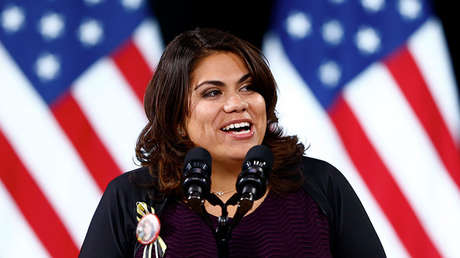 Activista latina responde al discurso de Trump: "Nos lleva a la época más oscura de la historia"