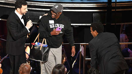 Agresor sexual condenado a 20 años por robo protagonizó la gala de los Oscar durante varios minutos