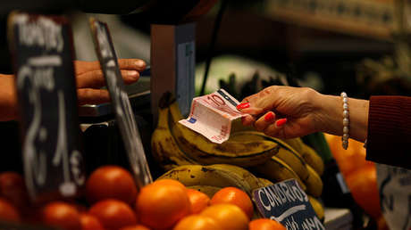 "España quedará arruinada para los próximos 50 años", según economista Roberto Centeno