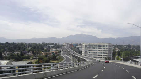 Un monitor para anuncios de la Ciudad de México proyecta porno por error