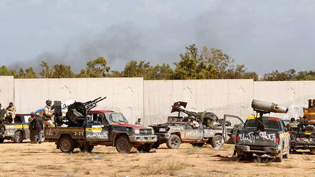 Agresión externa, injusticia, éxodo masivo y otros demonios que desmoronaron un sueño llamado Libia