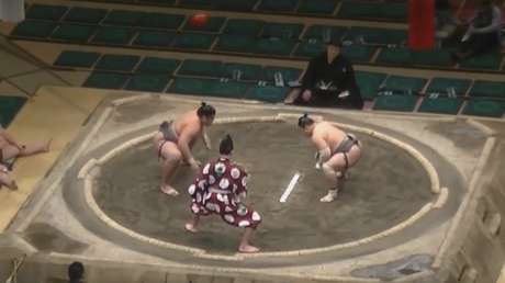 Deja KO a su rival en apenas 3 segundos 