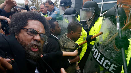 China saca los colores a EE.UU. con un informe sobre sus violaciones de derechos humanos 