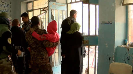 "Mi hijo murió, tenía 10 años": Civiles bajo el fuego cruzado en Mosul