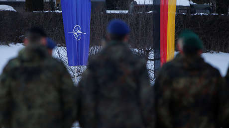 La Casa Blanca desmiente que Trump entregó a Merkel una factura por los servicios de la OTAN