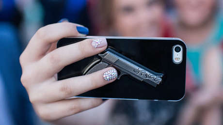 México: Dos jóvenes mueren golpeadas por una avioneta mientras se sacaban un selfi