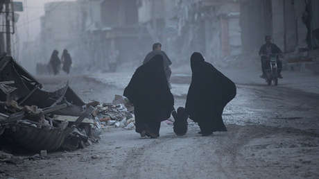 Una verduga del Estado Islámico tortura a miles de mujeres durante dos años