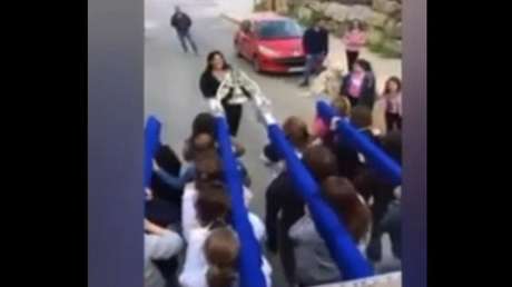 'Dale Jesús dale': Ensayan un polémico paso de Semana Santa a ritmo de reguetón