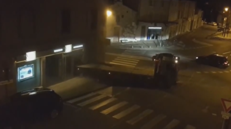 ¿Será este el peor intento de robo de un banco de la historia?: no se llevaron ni una silla