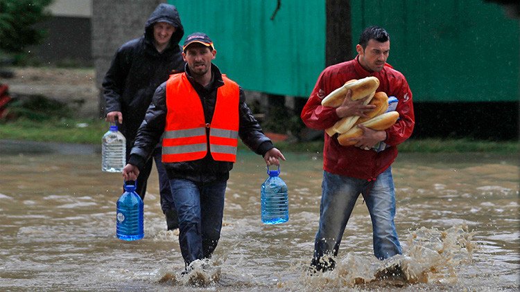 El agua dulce se vuelve tóxica en todo el mundo