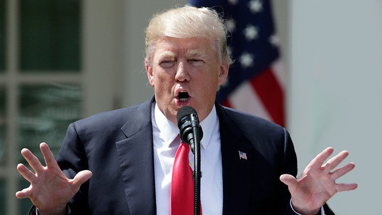 Experto: "EE.UU. cumple la petición de un tercero para derrocar a Assad"