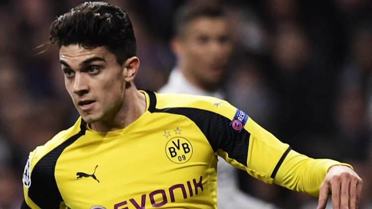 El jugador del Borussia Dortmund Marc Bartra ha sido operado