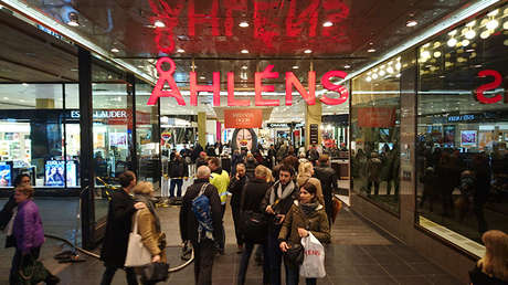 Grandes almacenes del atentado en Estocolmo obligados a rectificar por "avaricia"