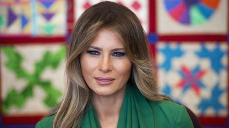 'Daily Mail' se disculpa con Melania Trump y la indemnizará por decir que ejerció la prostitución