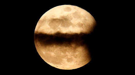 ¿Por qué la 'luna rosa' sólo puede verse en Semana Santa?