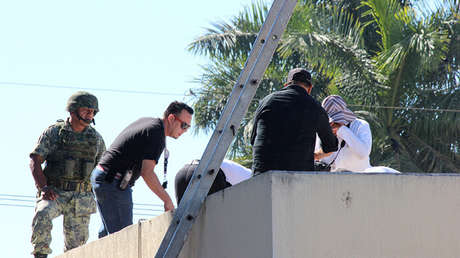 ¿Lanzado de una avioneta? Aparece cadáver en la azotea de un hospital mexicano