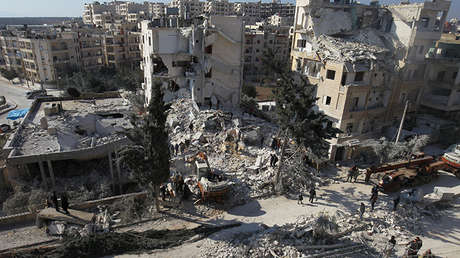 Dos incidentes químicos "casi idénticos" que provocaron dos reacciones mundiales muy diferentes