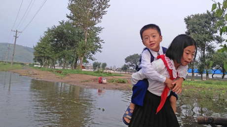 Un fotógrafo captura con su móvil imágenes cotidianas de Corea del Norte
