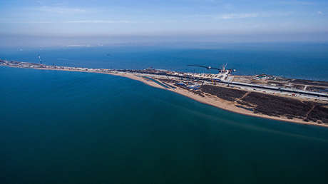 Rescatan a un marinero tras el naufragio de un buque en el mar Negro