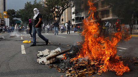 Las bandas armadas atacan un hospital infantil con 54 niños en Venezuela