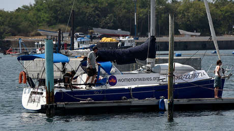 El "barco del aborto" holandés llega a las costas de México