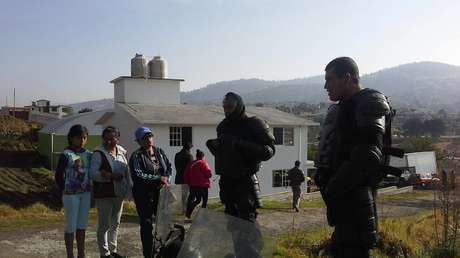 México: indígenas denuncian intromisión de Policía para implementar autoridades afines a Peña Nieto