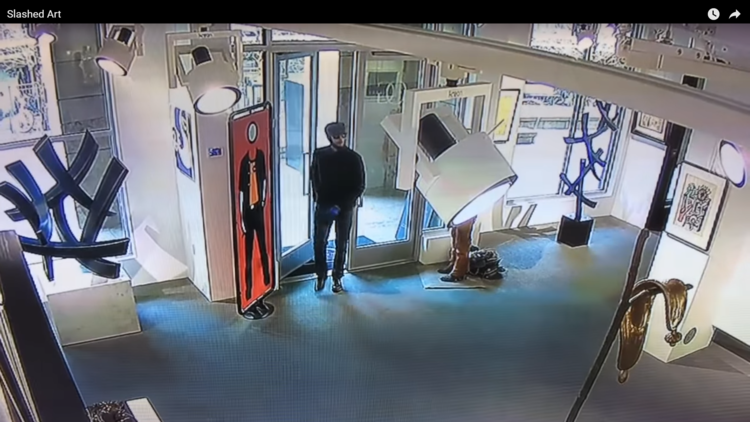 VIDEO: Un desconocido arruina un cuadro de 3 millones de dólares en 15 segundos