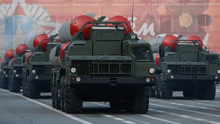 Olvídense de los S-300 o S-400 rusos: llega el sistema de defensa aérea S-500