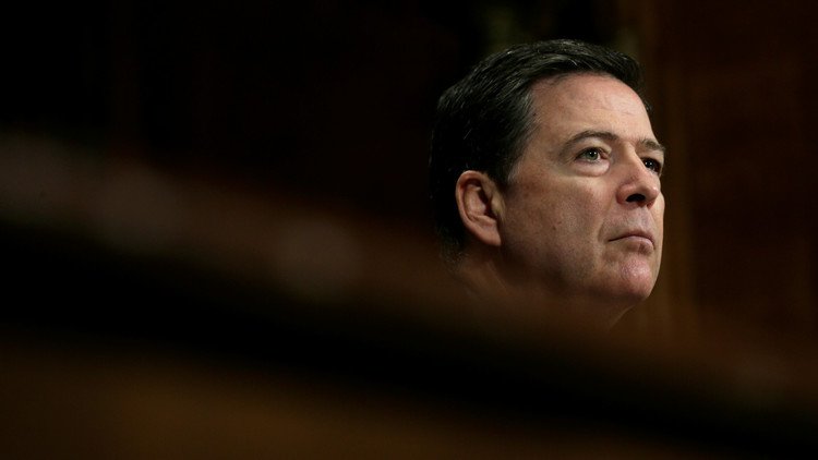 Trump cesa al director del FBI, James Comey