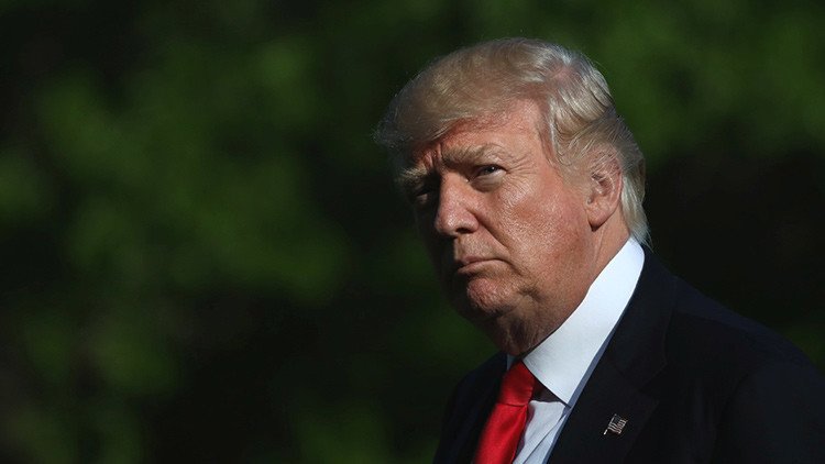 "Nuevo Watergate": alertan de un "terremoto político" tras el despido del jefe del FBI