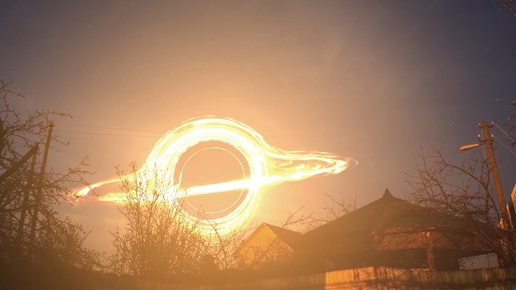 Así se ve un agujero negro desde la ventana de casa (VIDEO)