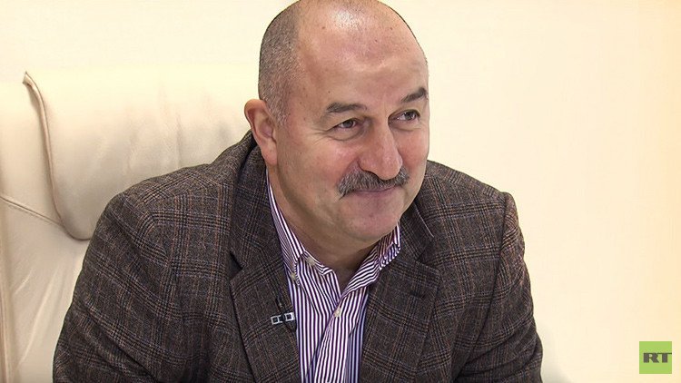 Seleccionador ruso de fútbol: "El equipo está mostrando su carácter"